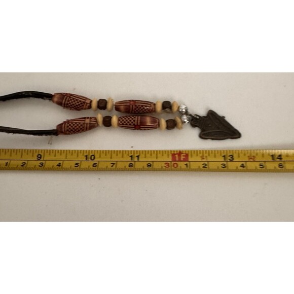 Leather Native Style Necklace – Acrylic Beads & Arrowhead Pendant 24"24 - Picture 3 of 4